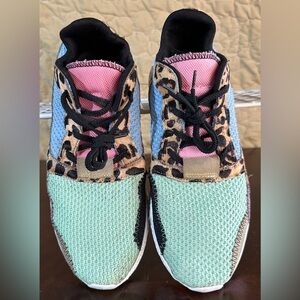 Steve Madden Run Cheetah Print Calf Hair Multi Color Womens Size 8 Tennis Shoes